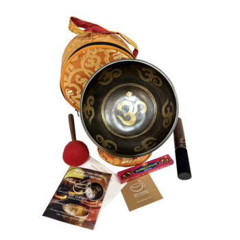 Cuenco tibetano Clásico Grabado de 19 cm Om Dorge Black 4
