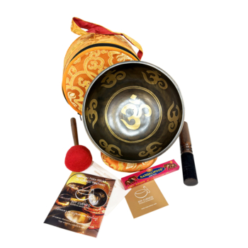 Cuenco tibetano Clásico Grabado de 19 cm Om Dorge Black 4